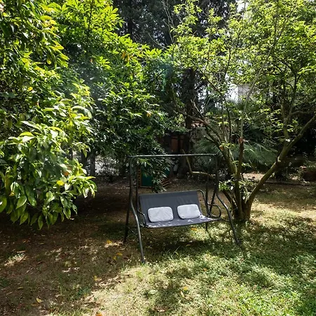 Vatican Quiet With Garden & Parking Апартаменты Рим