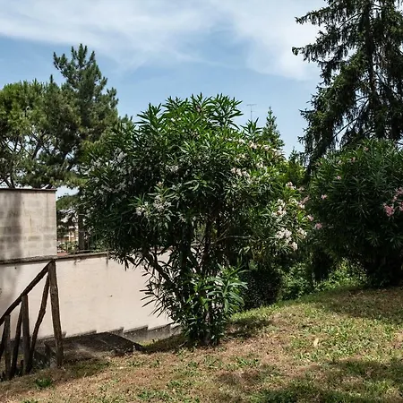 Vatican Quiet With Garden & Parking