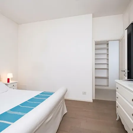 Апартаменты Vatican Quiet With Garden & Parking