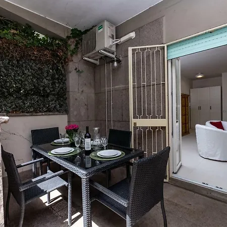 Vatican Quiet With Garden & Parking Апартаменты Рим