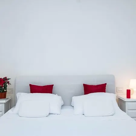 Апартаменты Vatican Quiet With Garden & Parking *