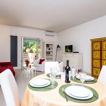 Vatican Quiet With Garden & Parking Апартаменты Рим